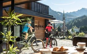 Hotel Ladinia Pozza di Fassa