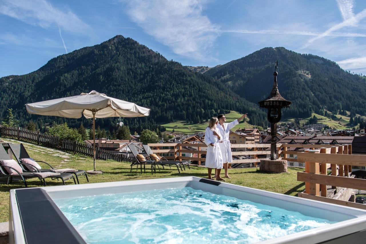 Hotel Ladinia Dolomites View Поцца-ди-Фасса Экстерьер фото