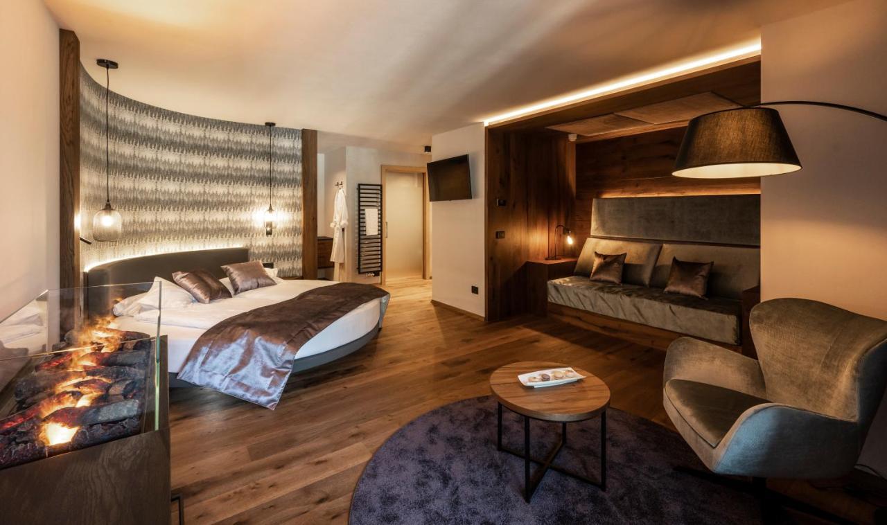 Hotel Ladinia Dolomites View Поцца-ди-Фасса Экстерьер фото