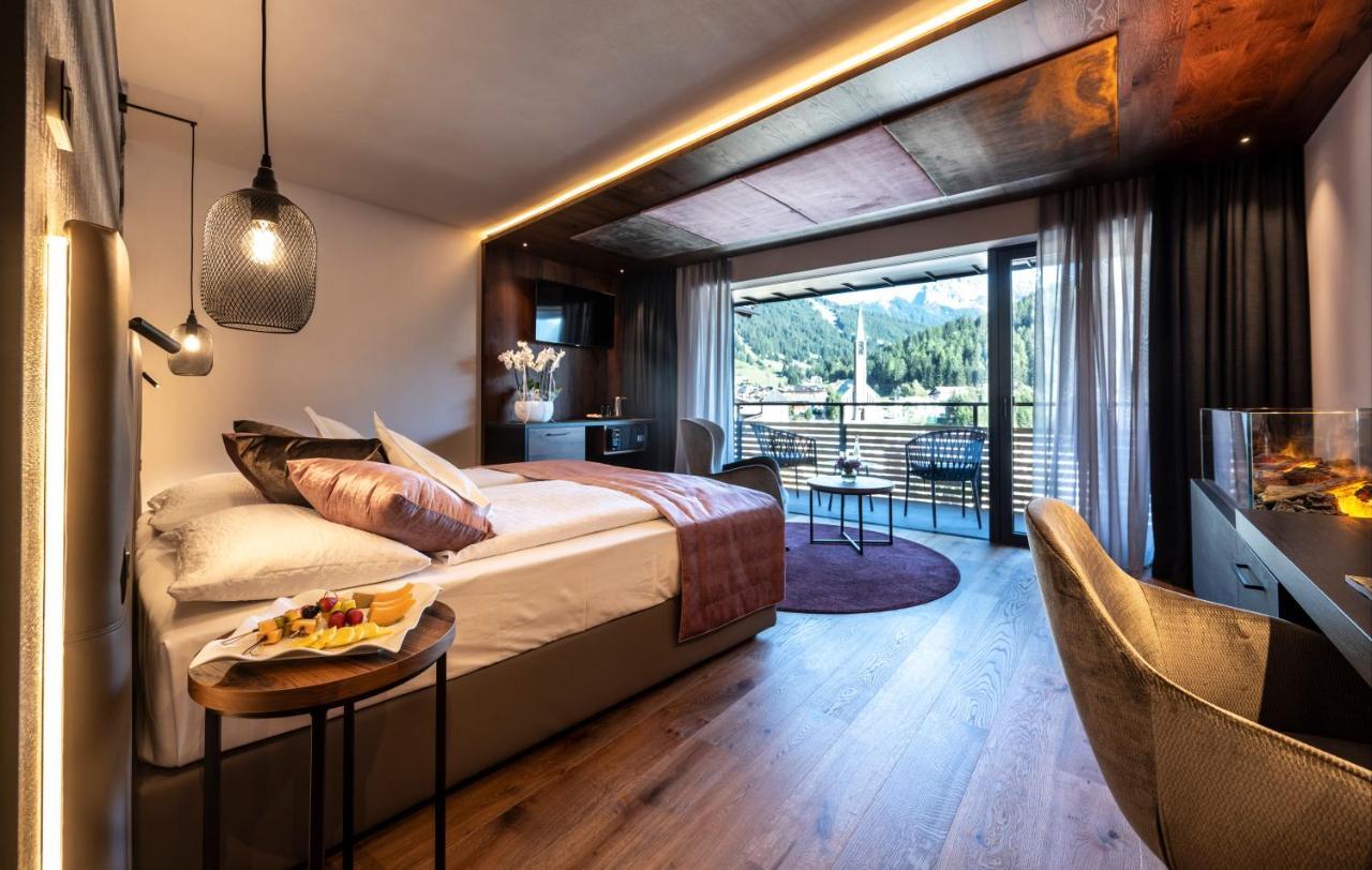 Hotel Ladinia Dolomites View Поцца-ди-Фасса Экстерьер фото