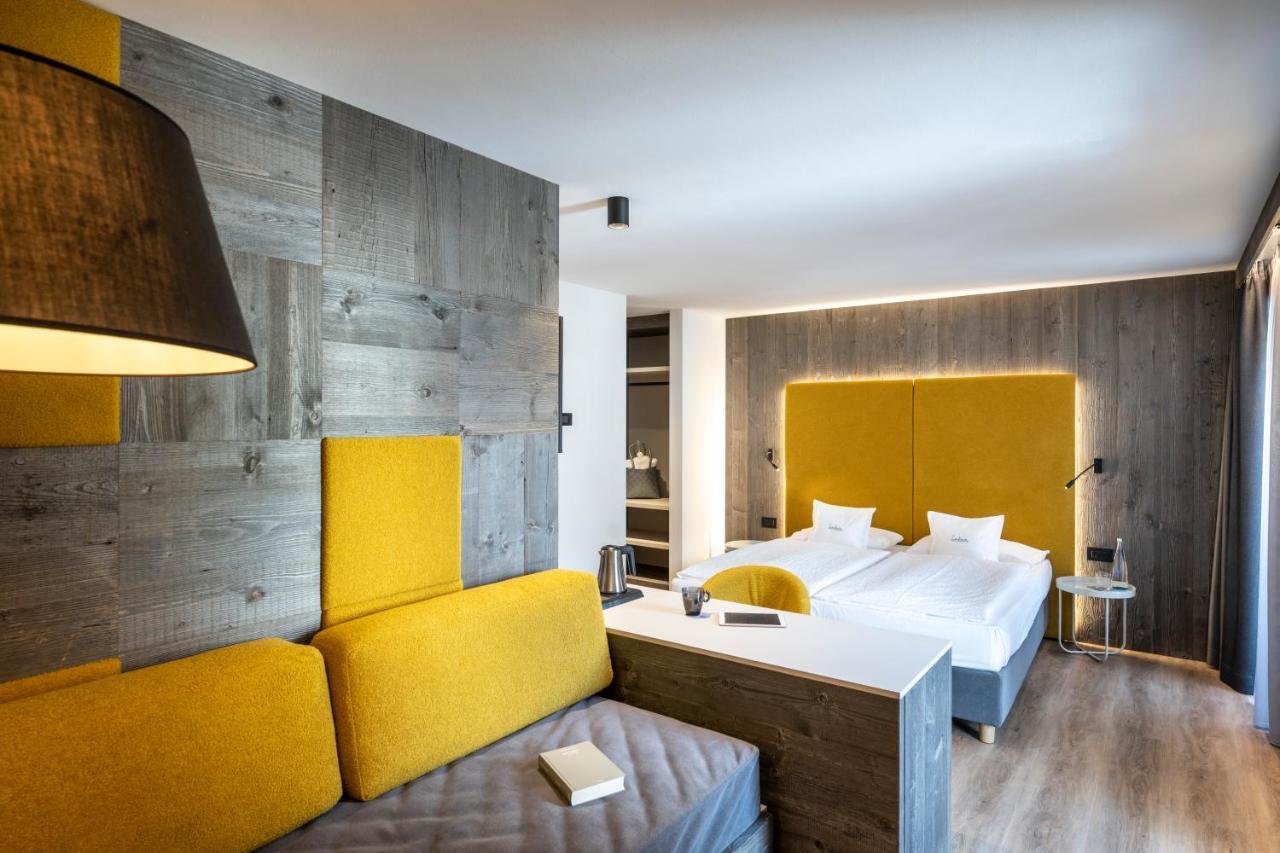 Hotel Ladinia Dolomites View Поцца-ди-Фасса Экстерьер фото