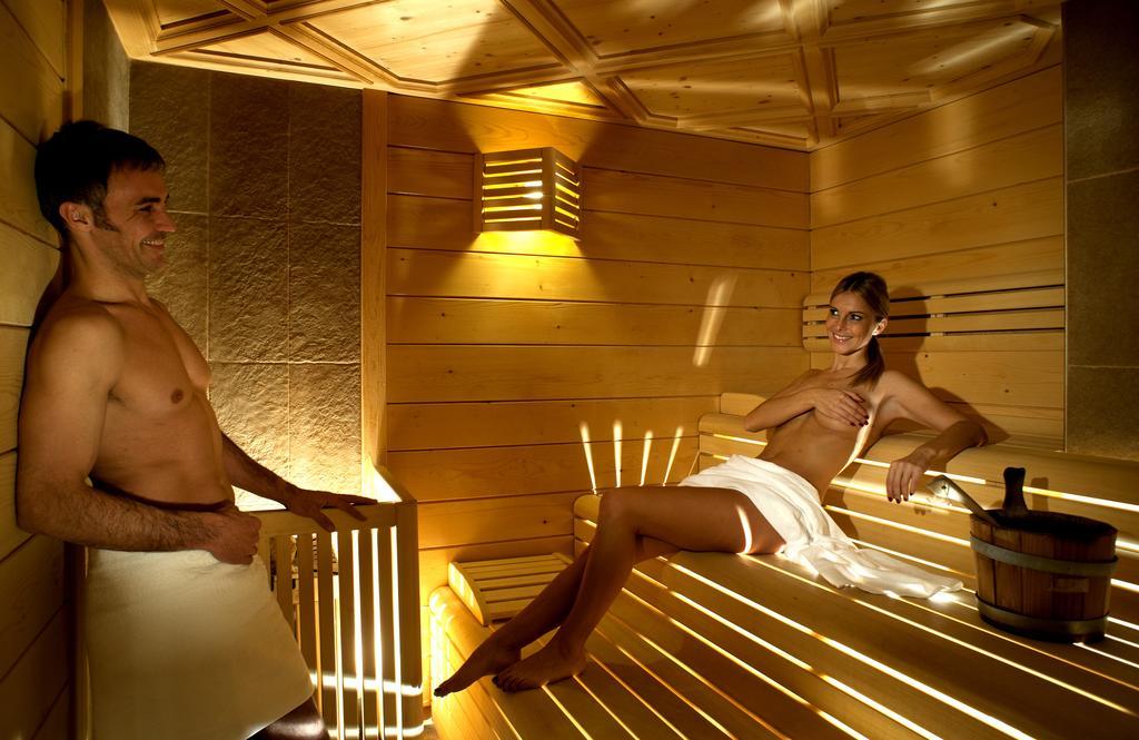 Hotel Ladinia Dolomites View Поцца-ди-Фасса Экстерьер фото