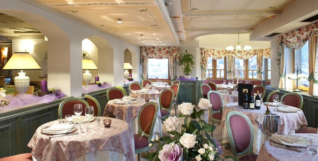 Hotel Ladinia Dolomites View Поцца-ди-Фасса Экстерьер фото